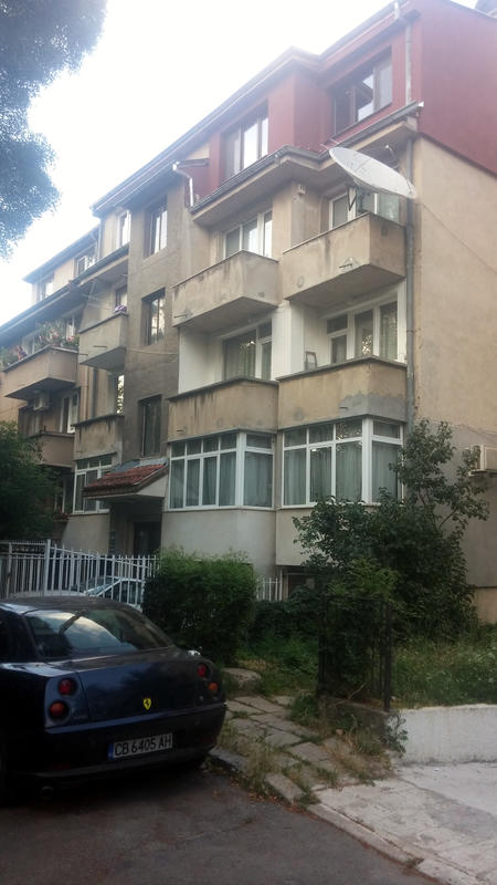 санирана сграда
